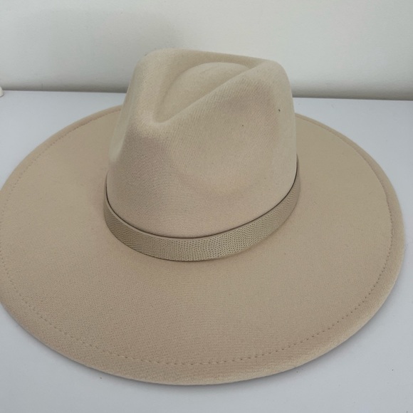 Hat - Picture 1 of 1